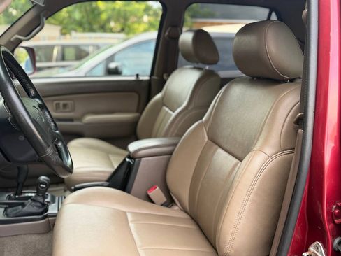 Used 2002 Toyota 4Runner SR5 w/ Leather Trim Pkg AWD/4WD image 93