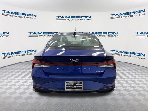 Used 2023 Hyundai Elantra Limited FWD image 4