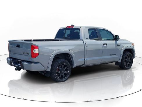Used 2021 Toyota Tundra SR5 w/ SR5 Upgrade Package AWD/4WD image 4