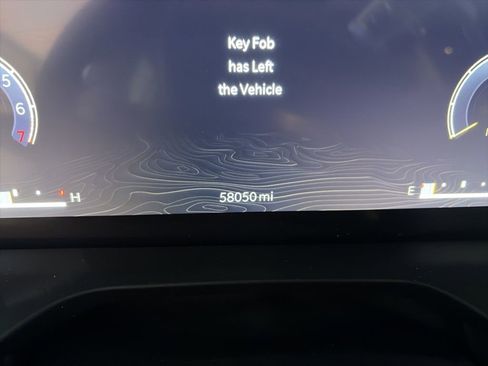 Used 2023 Jeep Grand Cherokee Limited image 16