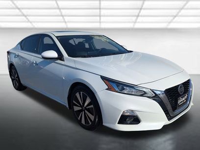 Used 2022 Nissan Altima 2.5 SL