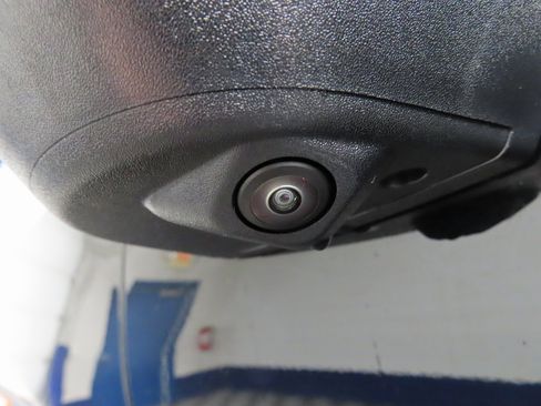 Used 2025 GMC Sierra 2500 SLT image 43