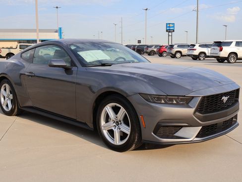 Used 2026 Ford Mustang Premium RWD image 4
