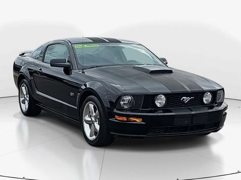 Used 2008 Ford Mustang GT Premium image 2