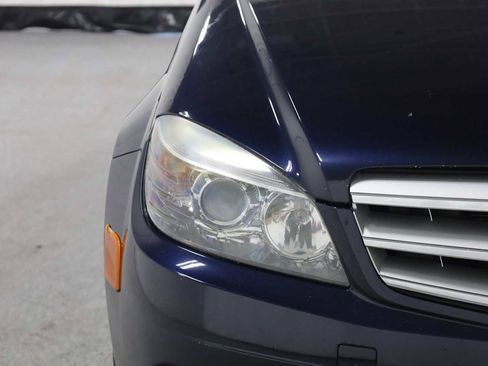 Used 2011 Mercedes-Benz C 300 4MATIC Sedan image 15