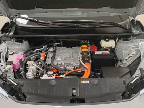 Certified 2026 Toyota C-HR AWD/4WD image 30