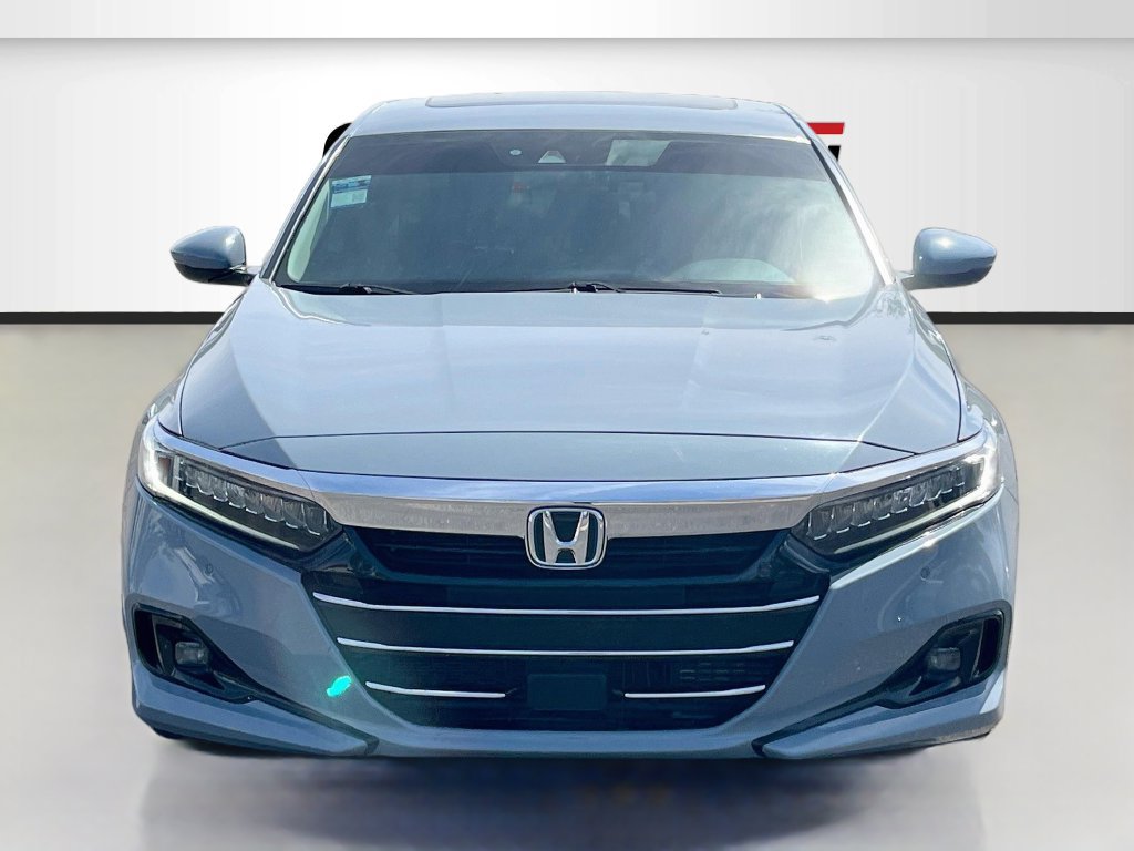Used 2022 Honda Accord Touring image 2