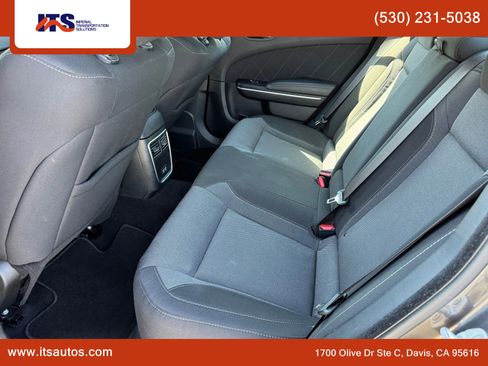 Used 2020 Dodge Charger SXT image 11