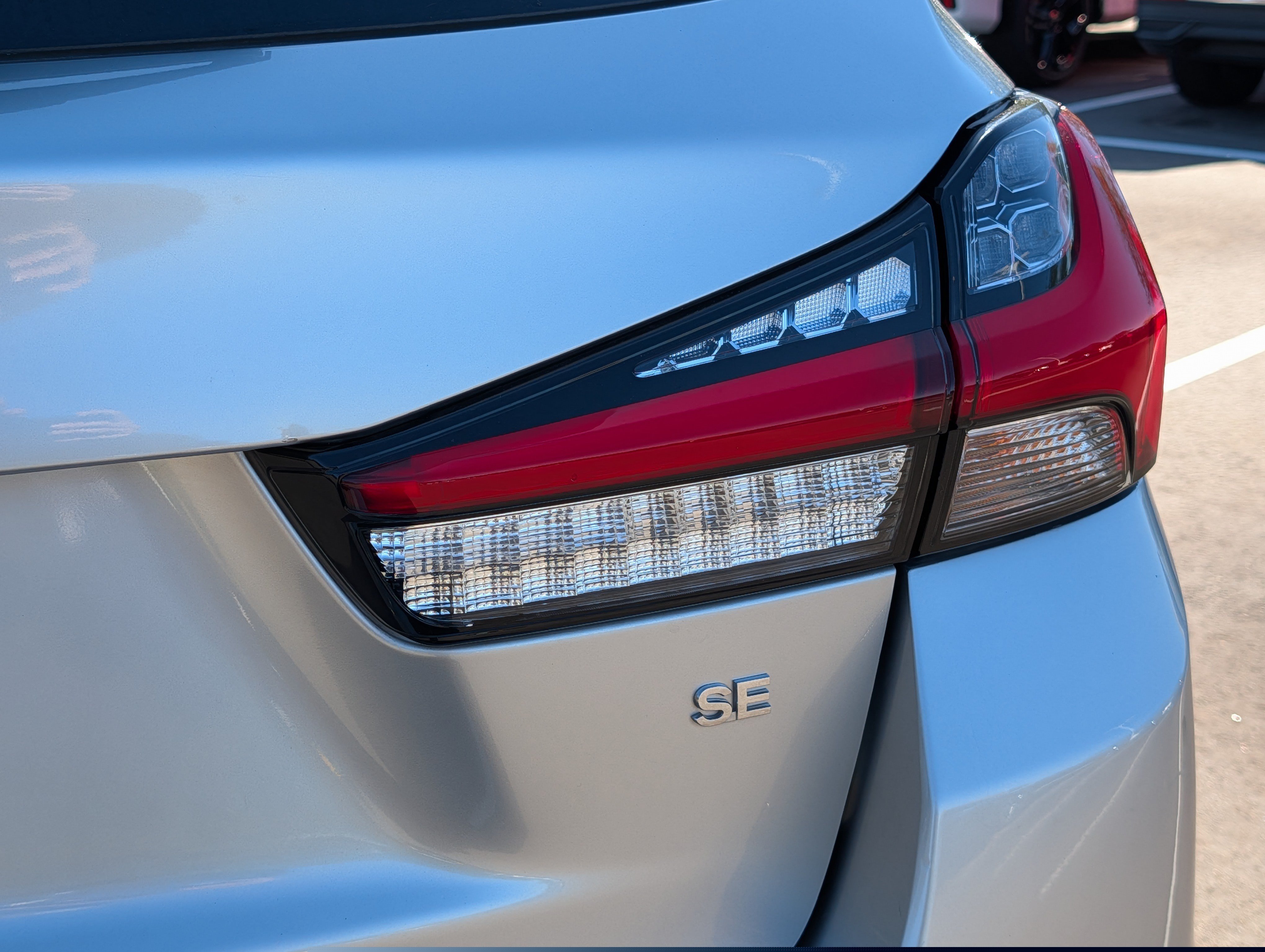 Used 2024 Mitsubishi Outlander Sport SE AWD/4WD image 17