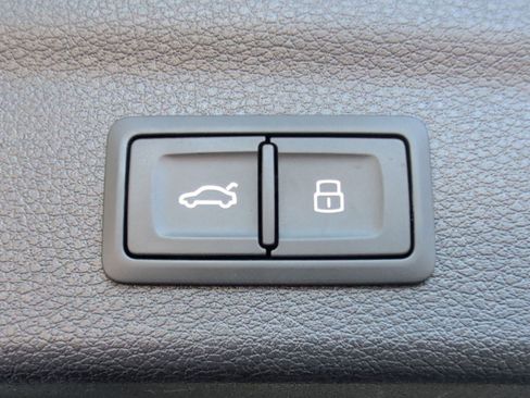 Used 2020 Audi Q3 2.0T Premium Plus image 14