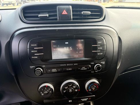 Used 2016 Kia Soul + w/ Designer's Package FWD image 22