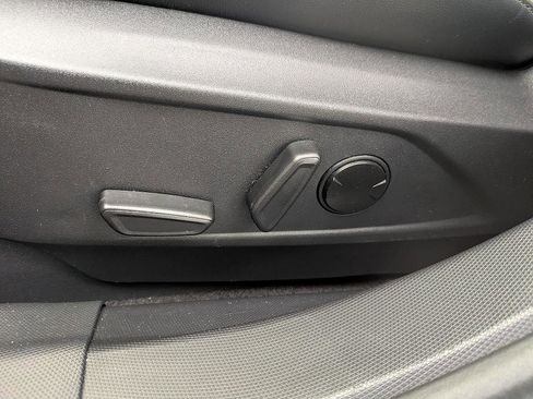 Used 2023 Ford Mustang Mach-E Premium image 13