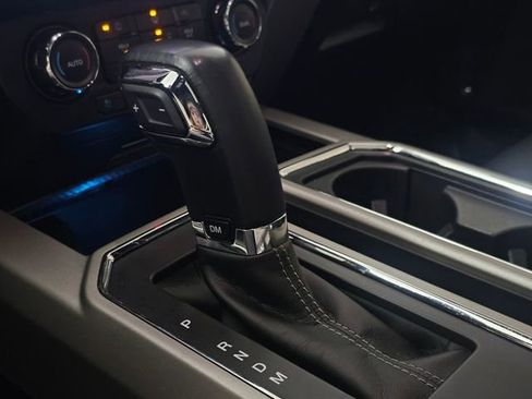 Used 2020 Ford F150 Lariat image 41