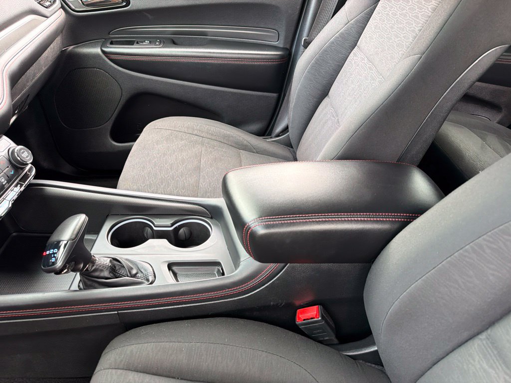 Used 2025 Dodge Durango GT AWD/4WD image 13