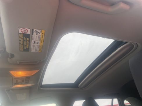 Used 2019 Toyota RAV4 XLE image 22