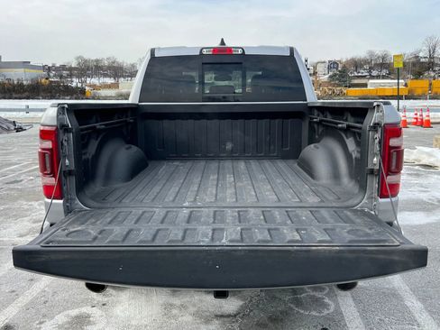Used 2019 RAM 1500 Laramie image 7