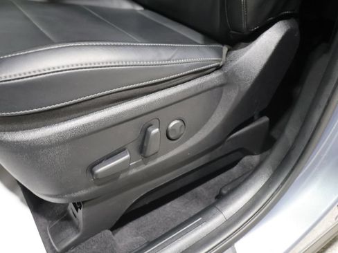Used 2025 Kia Telluride S AWD/4WD image 12