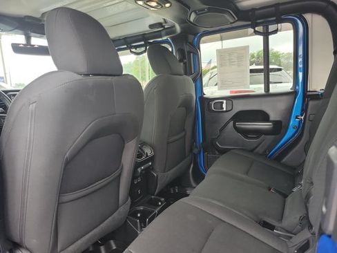 Used 2020 Jeep Gladiator Mojave AWD/4WD image 28