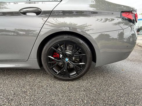 Used 2021 BMW M550i xDrive w/ Executive Package AWD/4WD image 31