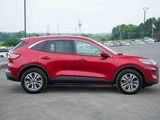 Used 2022 Ford Escape SEL w/ Technology Package image 4