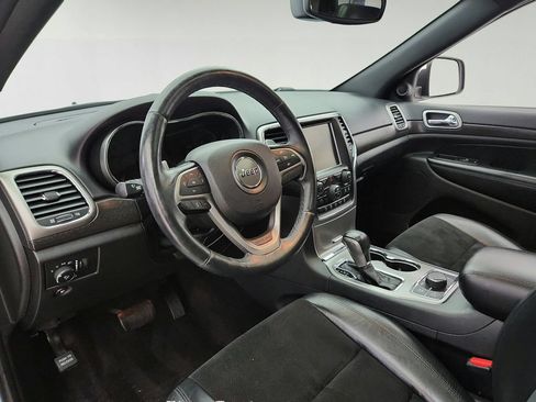Used 2017 Jeep Grand Cherokee Altitude w/ Quick Order Package 23Z AWD/4WD image 10
