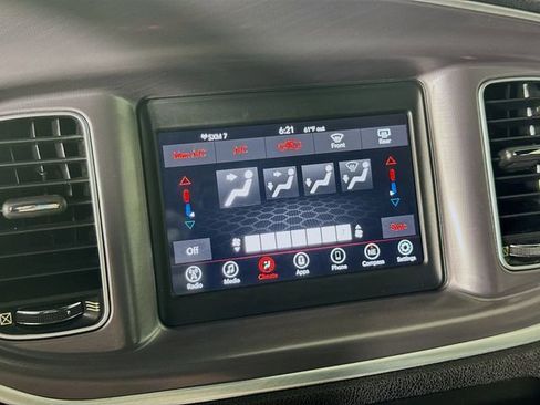 Used 2020 Dodge Charger SXT image 19