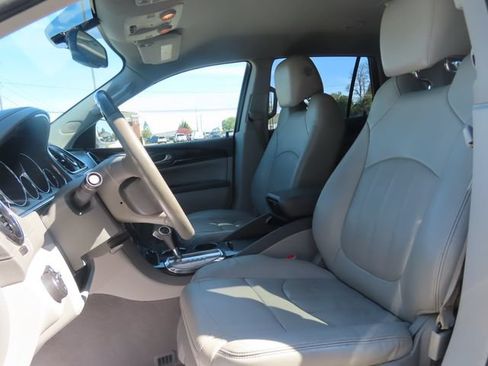 Used 2017 Buick Enclave Leather w/ Trailering Package AWD/4WD image 18