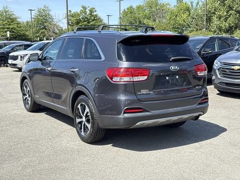 Used 2018 Kia Sorento EX w/ EX Advanced Touring Package AWD/4WD image 4