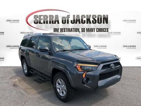 Used 2015 Toyota 4Runner SR5 AWD/4WD image 2