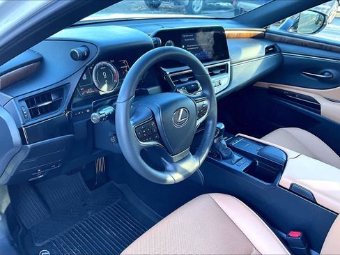 Used 2022 Lexus ES 350 w/ Premium Package image 17