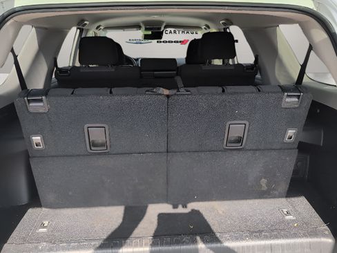Used 2021 Toyota 4Runner SR5 AWD/4WD image 9