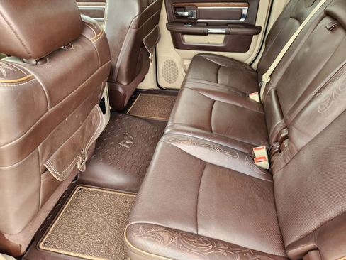 Used 2016 RAM 2500 Longhorn w/ Convenience Group image 32