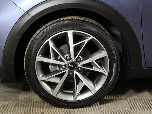 Used 2022 Kia Niro Touring Special Edition image 24