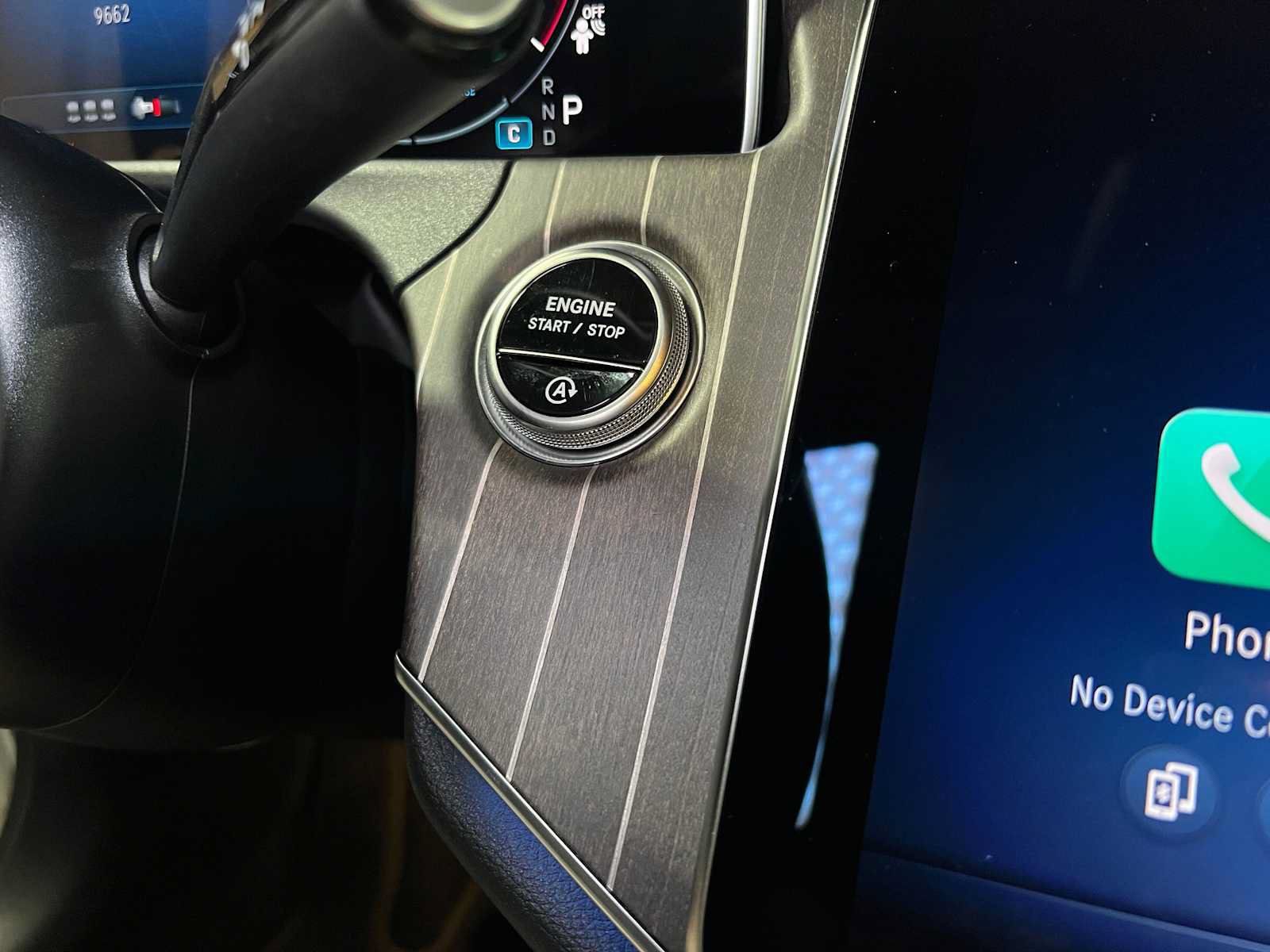 Used 2025 Mercedes-Benz E 350 Sedan image 31