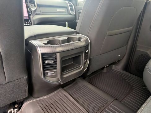 New 2026 RAM 2500 Big Horn AWD/4WD image 27