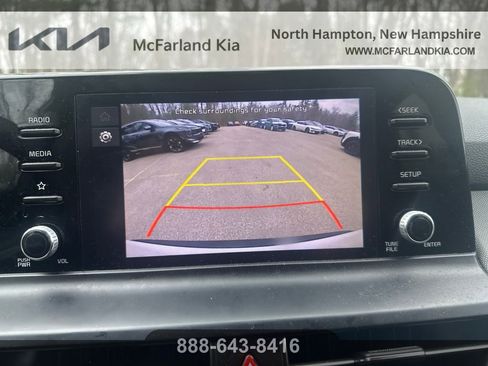 Used 2024 Kia Seltos LX AWD/4WD image 16