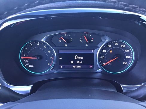 Used 2023 Chevrolet Traverse LT image 24