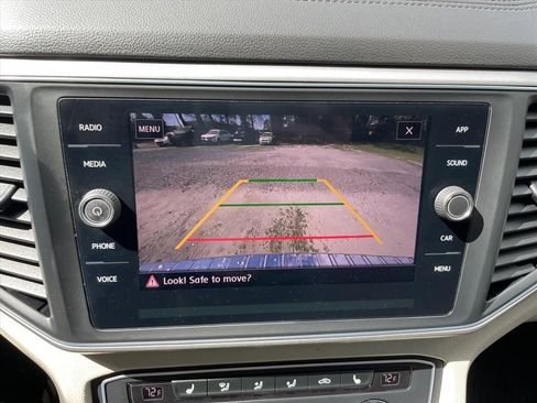 Used 2019 Volkswagen Atlas SE w/ Towing Package image 22