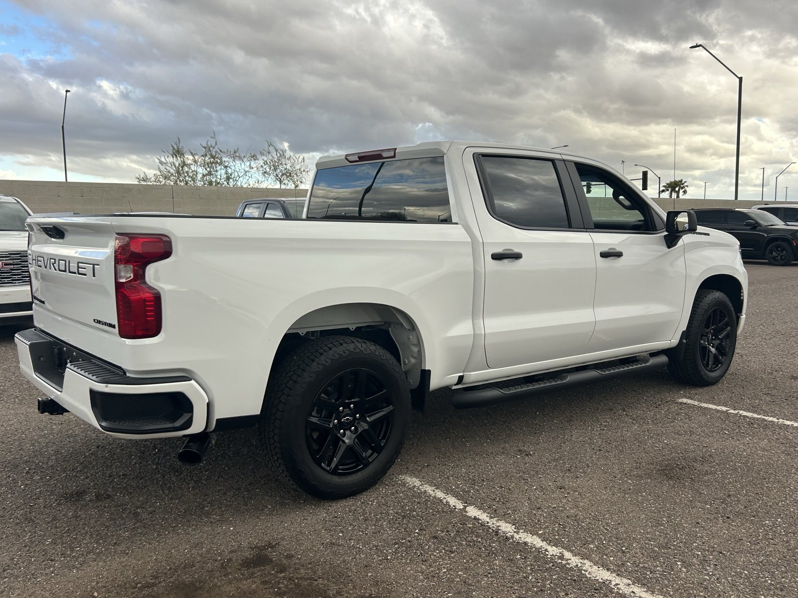Used 2026 Chevrolet Silverado 1500 Custom w/ Turbomax Blackout Package RWD image 5