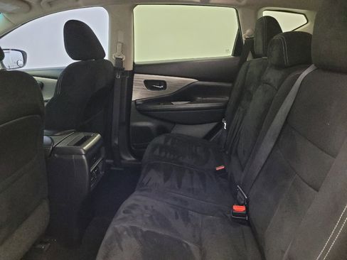 Used 2017 Nissan Murano SV image 18