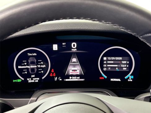 Used 2025 Porsche 911 Carrera image 18