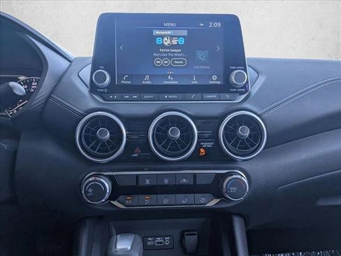 Used 2025 Nissan Sentra SV image 14