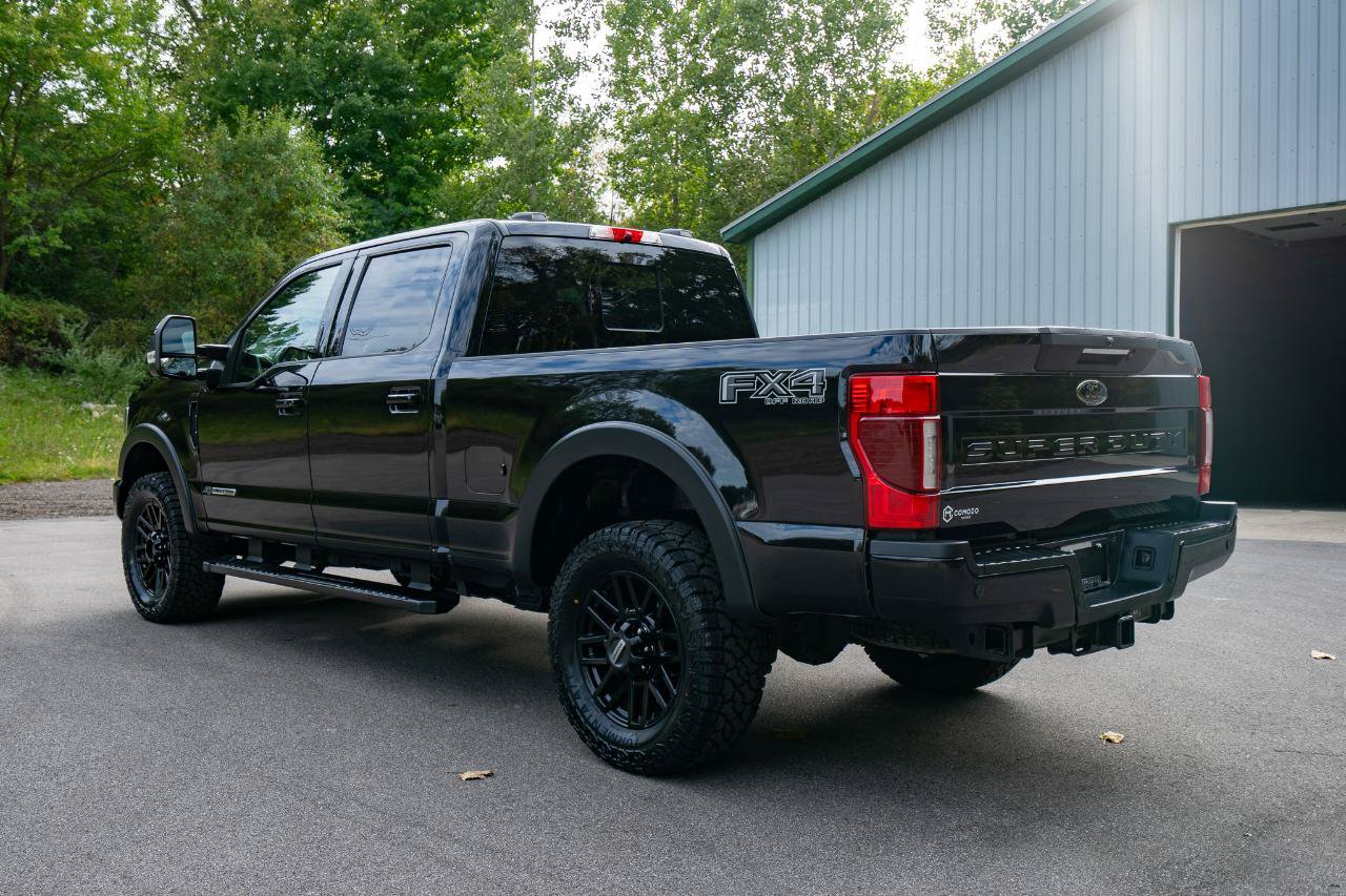 Used 2022 Ford F250 Lariat w/ Black Appearance Package AWD/4WD image 5