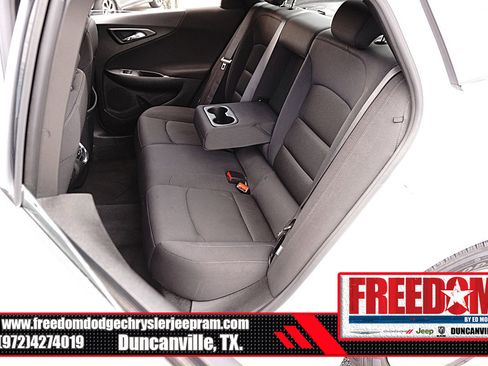 Used 2024 Chevrolet Malibu LT FWD image 14