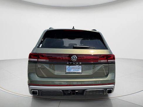 New 2026 Volkswagen Atlas Peak Edition AWD/4WD image 6