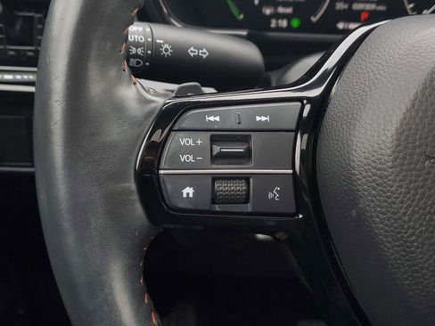 Used 2023 Honda CR-V Sport Touring image 17