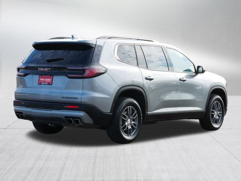 Used 2025 GMC Acadia Elevation image 7