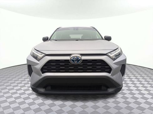 Used 2023 Toyota RAV4 LE image 8