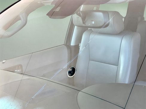 Used 2019 Toyota Sequoia Limited w/ Safety & Convenience Package image 52