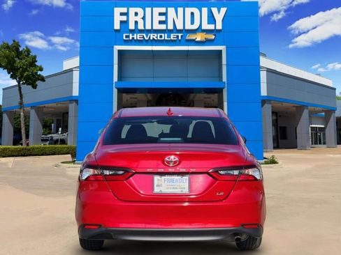 Used 2023 Toyota Camry LE image 6